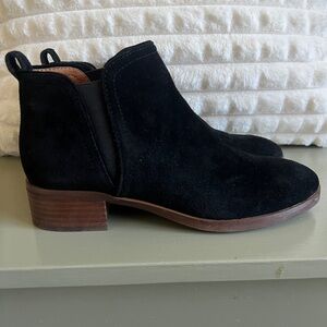 Lucky Brand Pogan Black Suede Ankle Boots - size 8